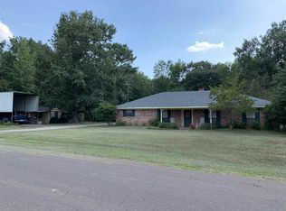 120 Eddington Rd, Marshall, TX 75672