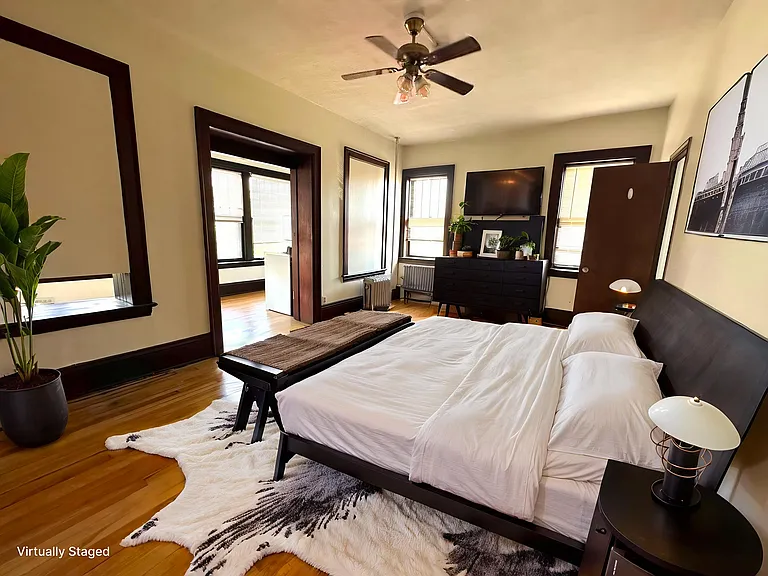 1937 Aldrich Ave S #8 — Photo 2