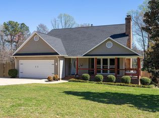 2 Middlecreek Way, Greenville, SC 29607