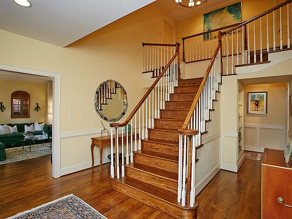 3rd image of 1034 Broad Branch Ct