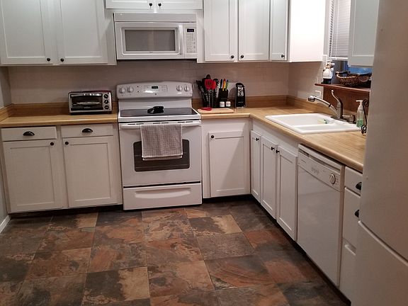 5th image of 311 E 1st St