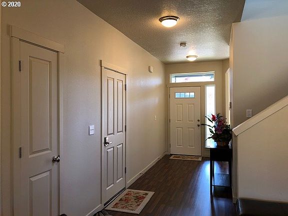 2nd image of 6900 NE 104th Way