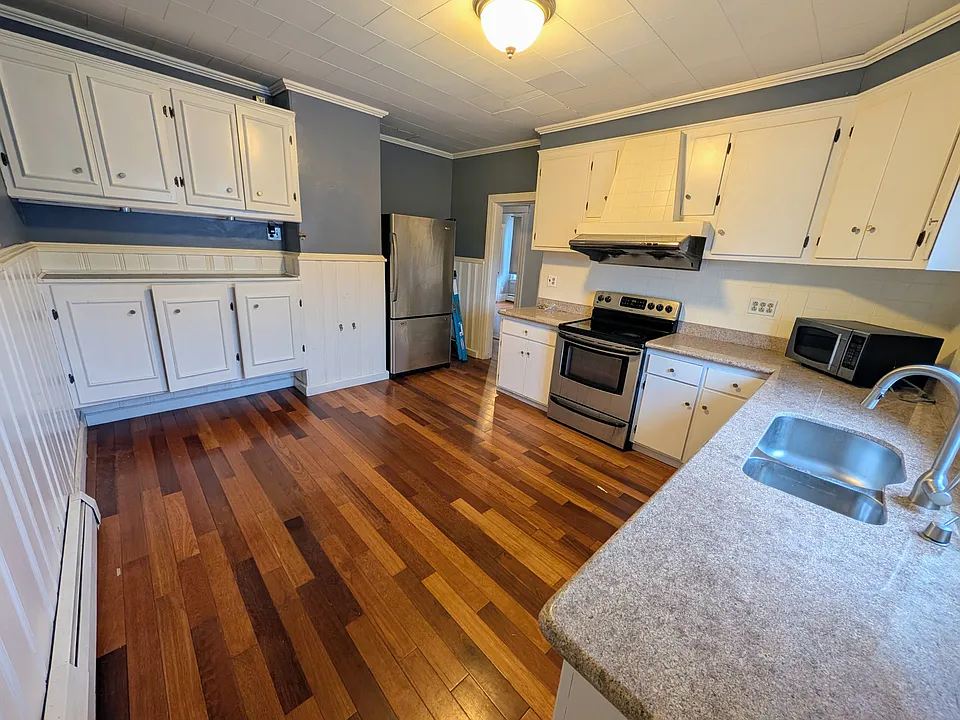 92 Medford St #3