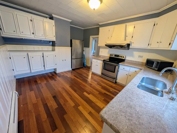 92 Medford St #3, Medford, MA 02155