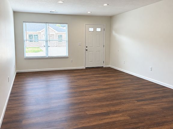 5th image of 118 Bedrock Way