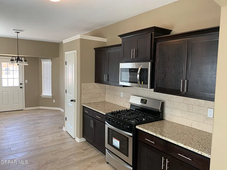 13668 Garforth Ave — Photo 13