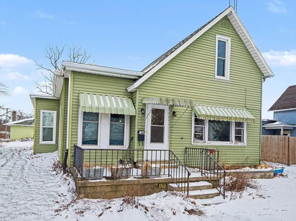 208 Crescent St, Goshen, IN 46528