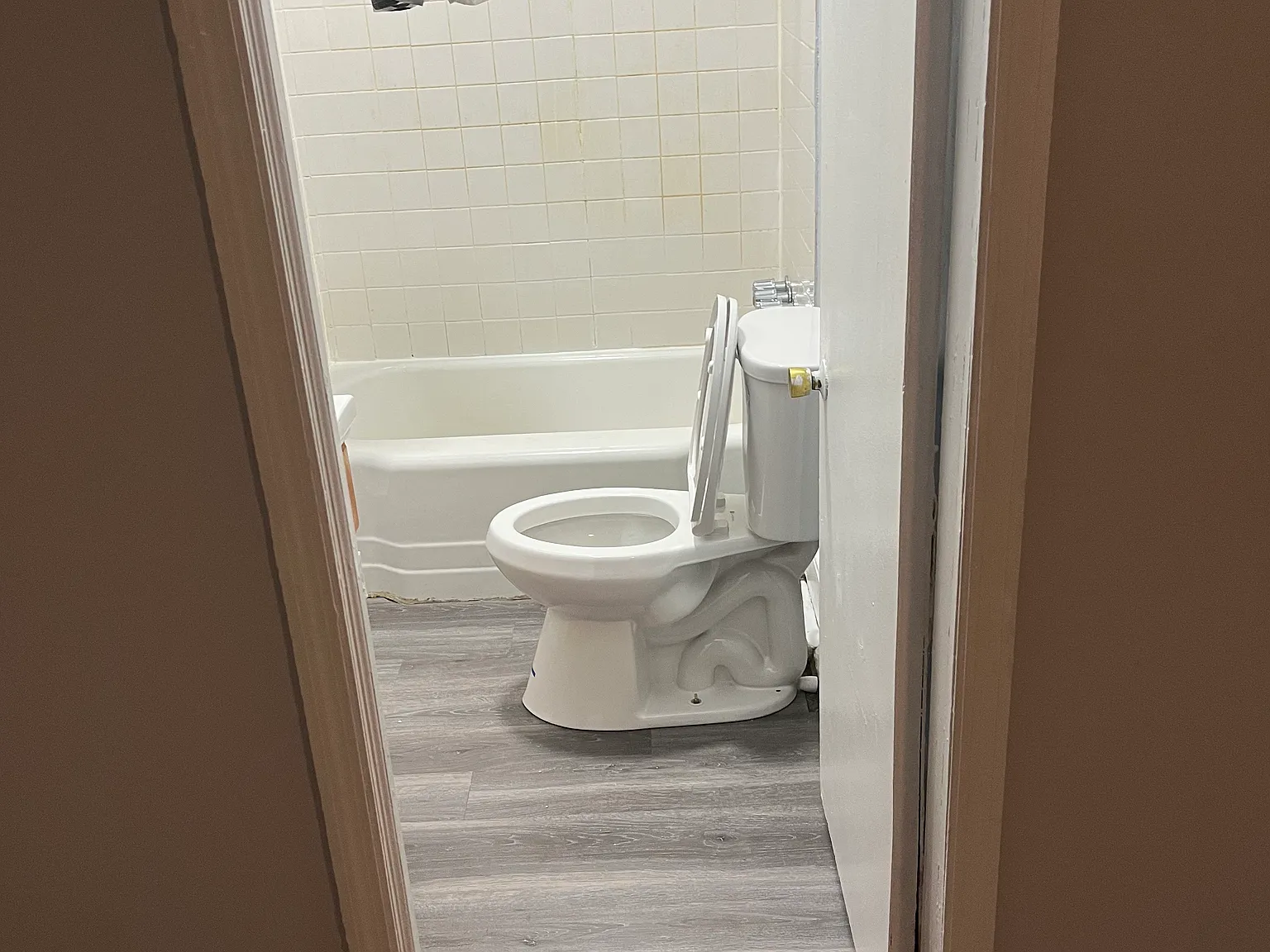 Studio, 400 sqft, $950 — Photo 2
