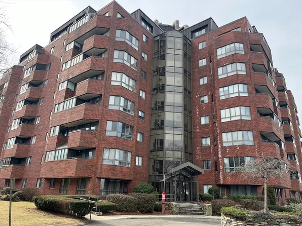 200 Burkhall St Unit 210, Weymouth, MA 02190