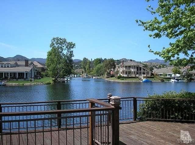 1st image of 2748 Lakeridge Ln