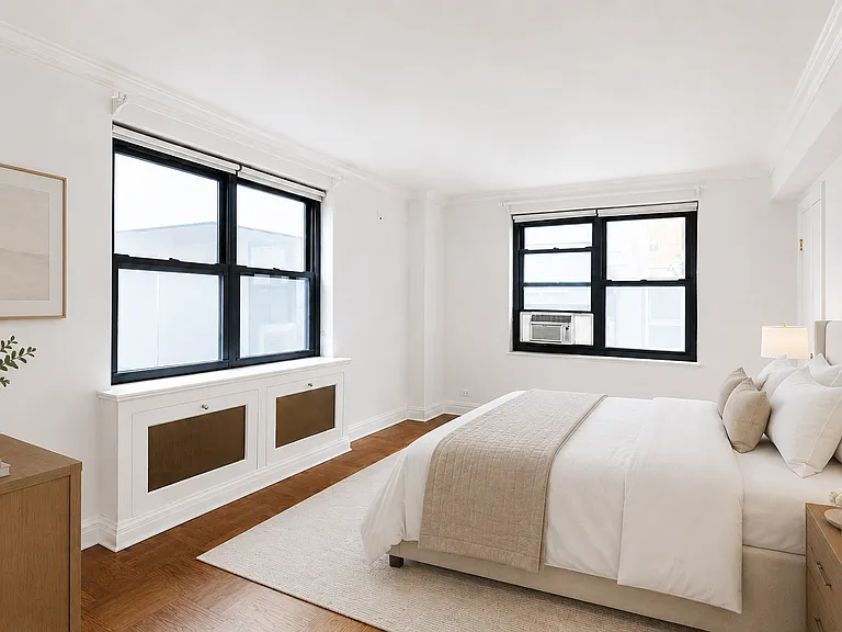 135 E 54th St #10B — Photo 4