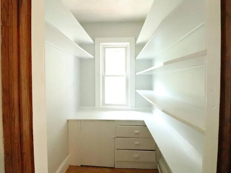 12 Chatham St — Photo 10