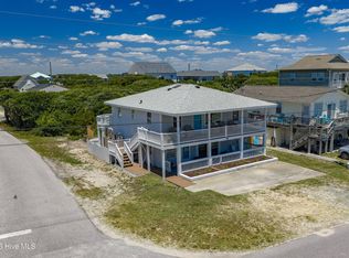 1027 S Shore Dr, Surf City, NC 28445