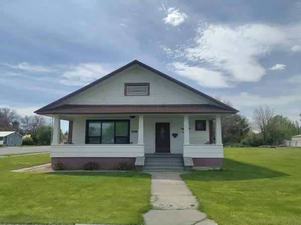 206 N Emerson Ave, Shelley, ID 83274