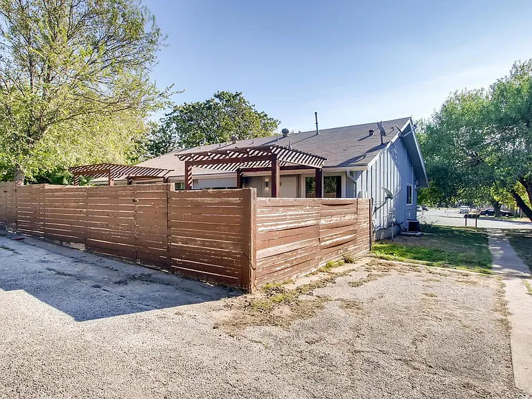 10508 Little Pebble Dr #A — Photo 17