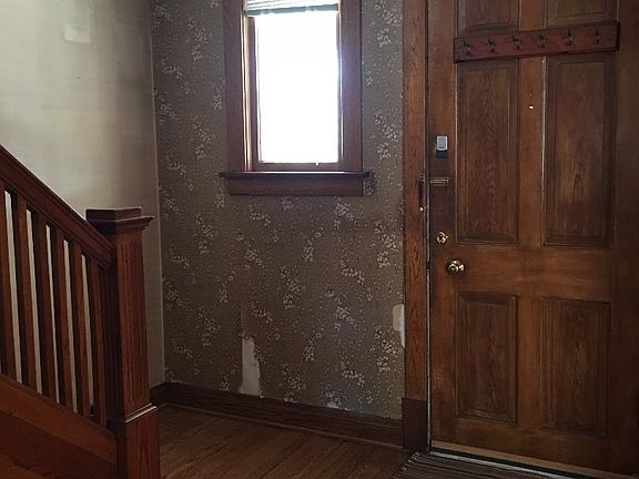 2nd image of 835 S Taylor Ave