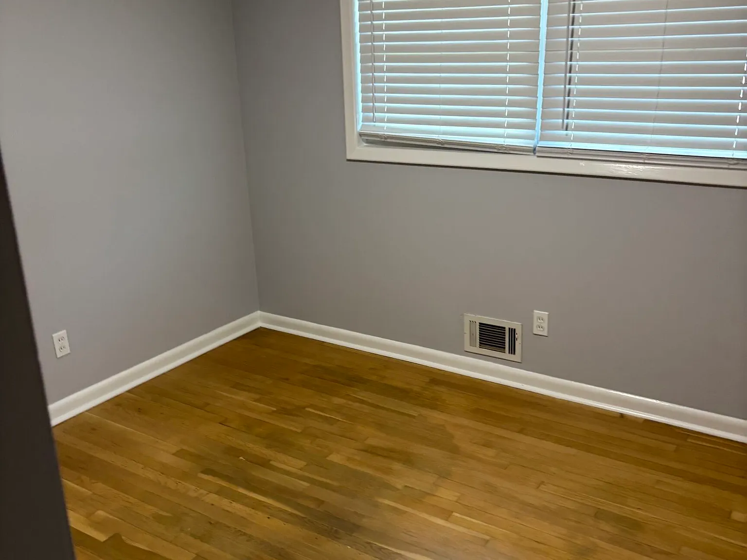 3 bed, 1.5 bath, 2150 sqft, $1,900 — Photo 3