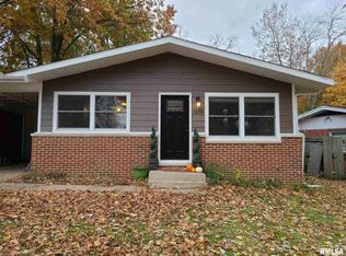 1401 W Taylor Dr, Carbondale, IL 62901