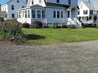 8 Moseley Rd, York, ME 03909