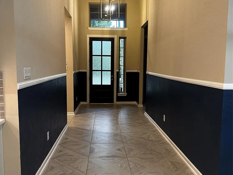 4594 Silver Moon Dr — Photo 4