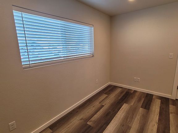 5th image of 205 S Pacific Hwy #29