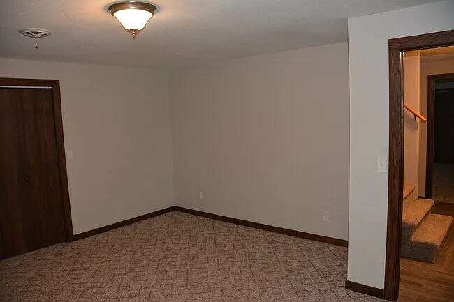 Bedroom #3 - 14' x 15.5'