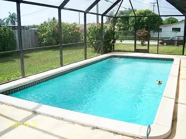 20411 SW 117th Ave, Miami, FL 33177
