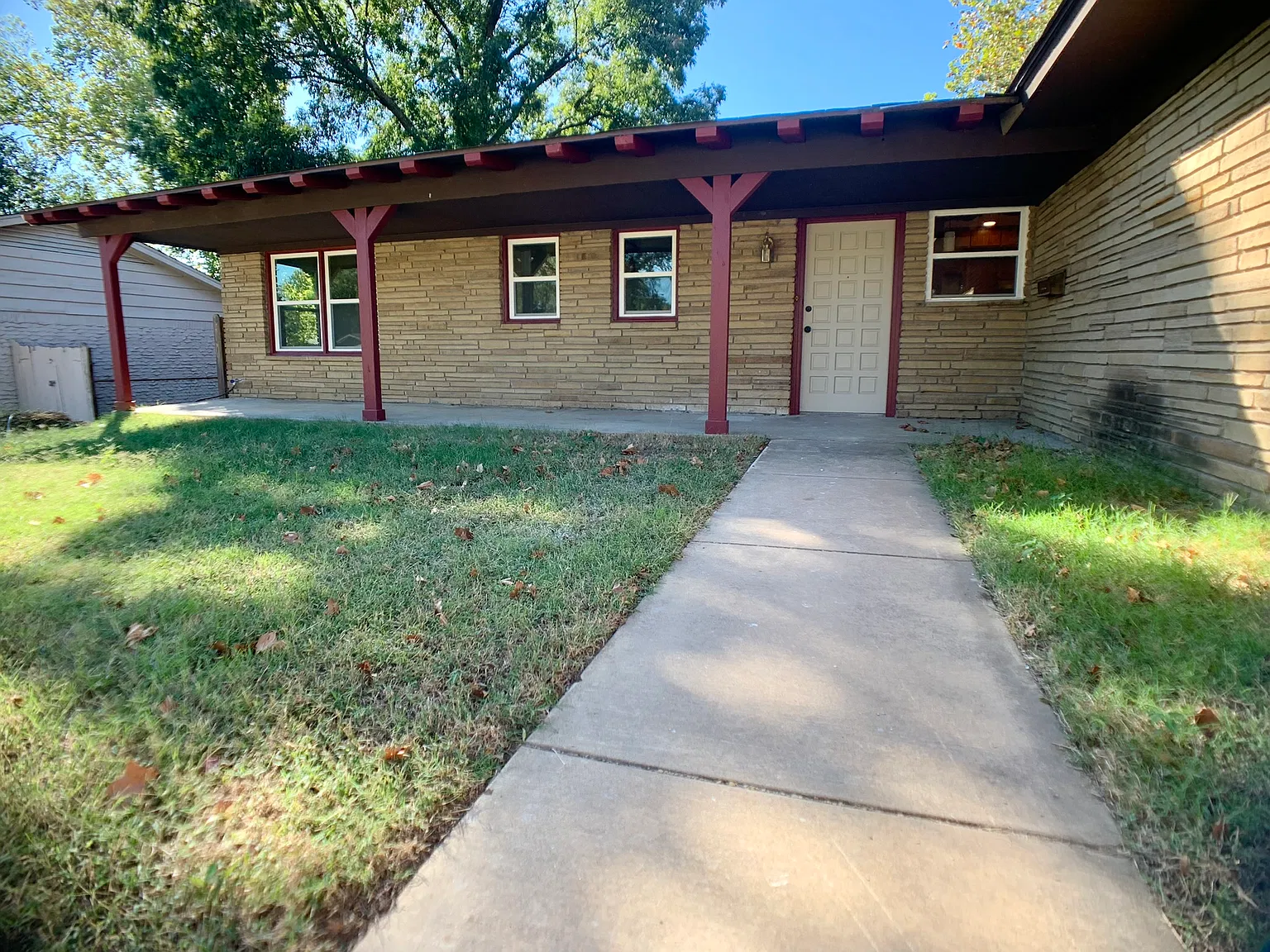 3 bed, 1501 sqft, $1,850 — Photo 2