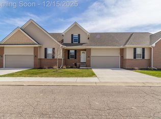 13819 Christina Ln, Belleville, MI 48111