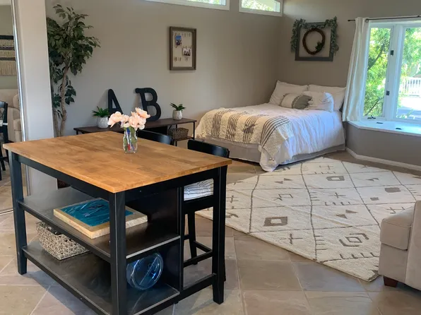 1141 Amador Ave, Vista, CA 92083