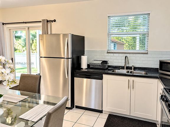 4th image of 11525 SW 187th Ter
