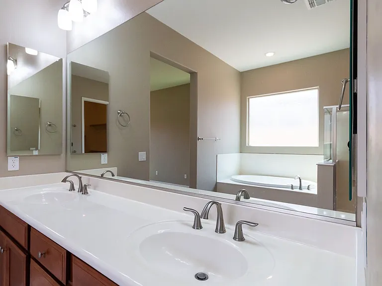 10317 E Catalyst Ave — Photo 15