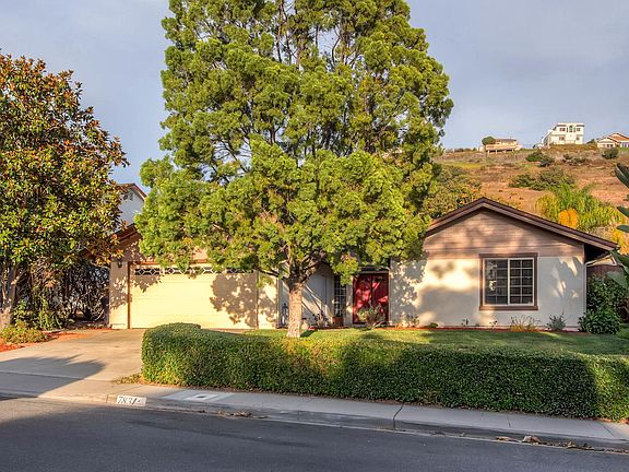 2nd image of 7831 Hillandale Dr
