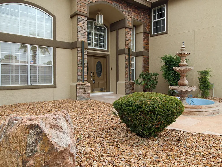 1984 Paseo Granada Ln — Photo 2