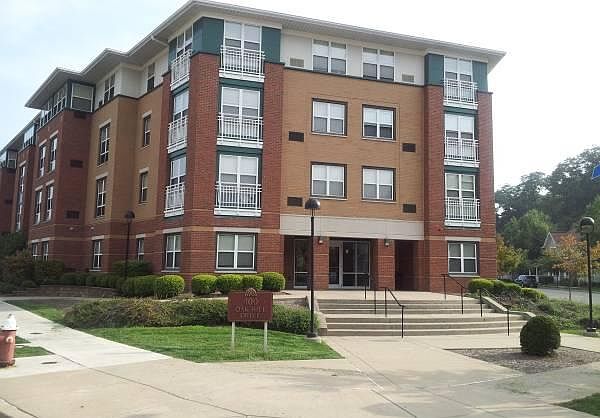 Oak Hill Apartments