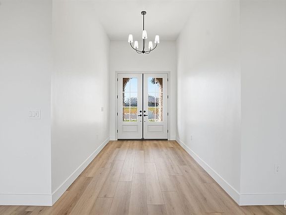 5th image of 16612 Pinecrest Ct