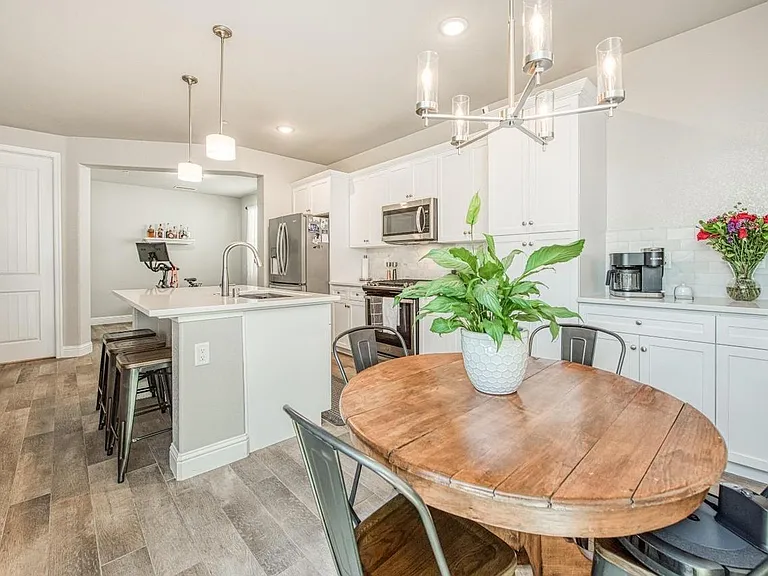 1394 E Via Dorata Way — Photo 17