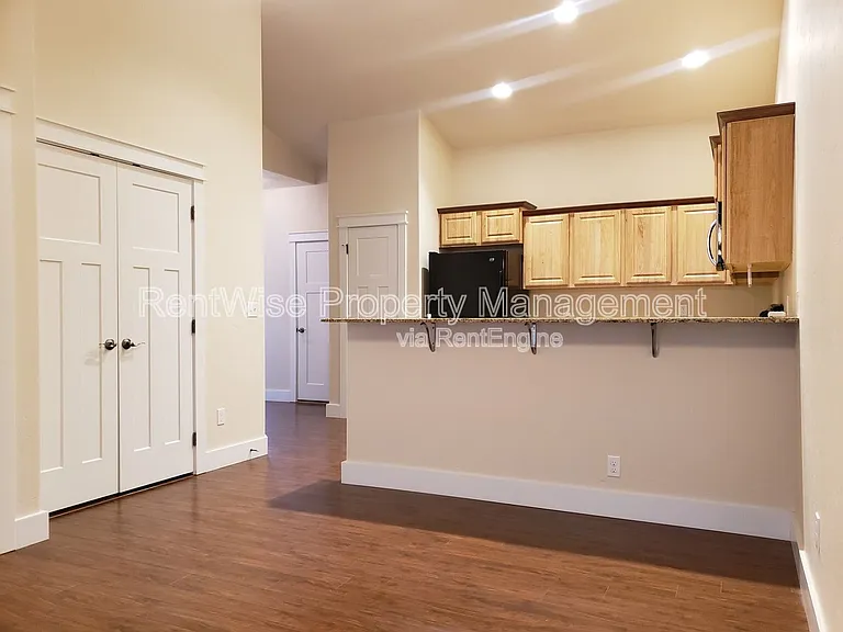 6260 N Maximus Pl — Photo 8
