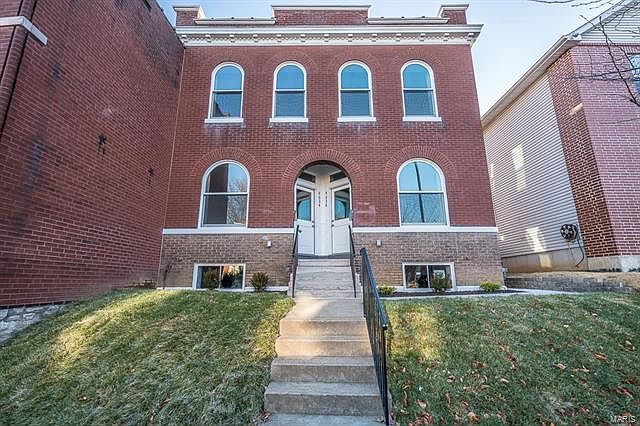 2nd image of 4634-4636 Virginia Ave