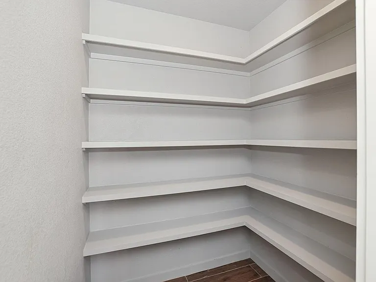 9240 Highland Springs Dr — Photo 9