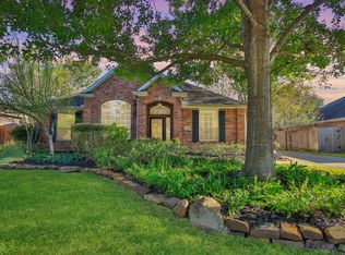 9203 Memorial Pines Way, Spring, TX 77379