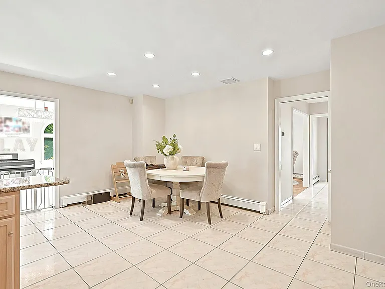 316 Gainsborg Ave #2 — Photo 10