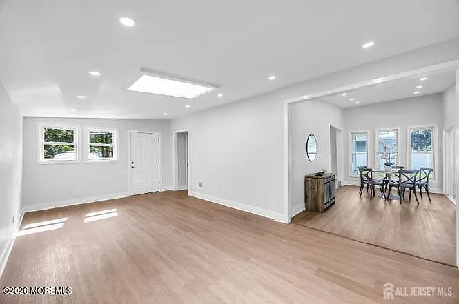 210 Parkview Ter — Photo 9