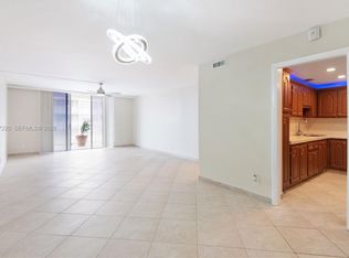 16740 NE 9th Ave APT 604, North Miami Beach, FL 33162