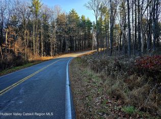 10 County Road 51, New Baltimore, NY 12124