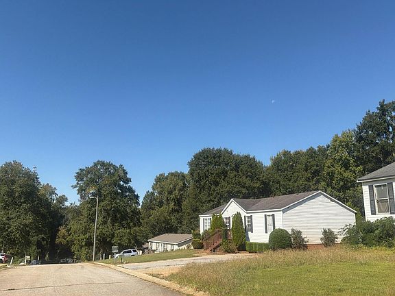 2nd image of 12 Barnhart Ln