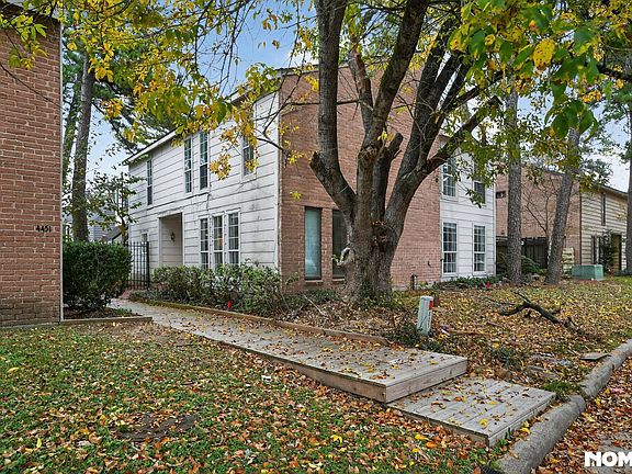 3rd image of 17805 Villa Way Dr