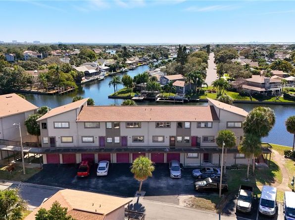 6315 Newtown Cir #15B3, Tampa, FL 33615