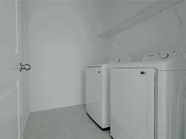 1194 Boardwalk Pl — Photo 12