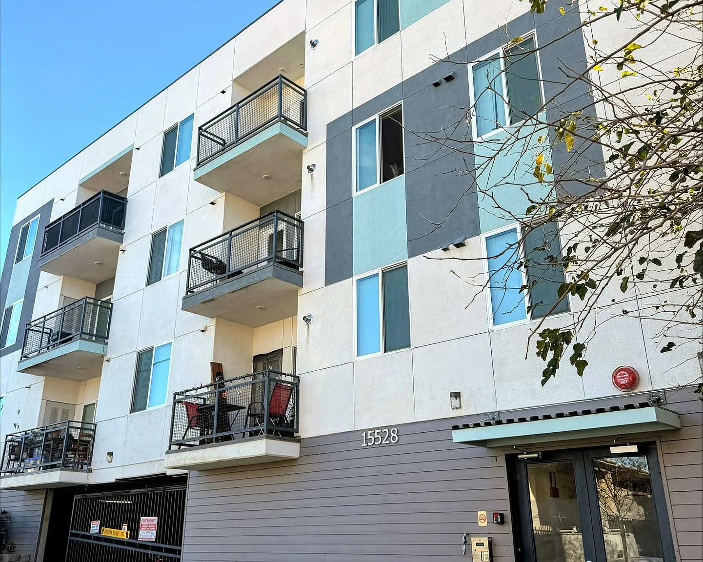Bear Claw Apartments — Photo 3